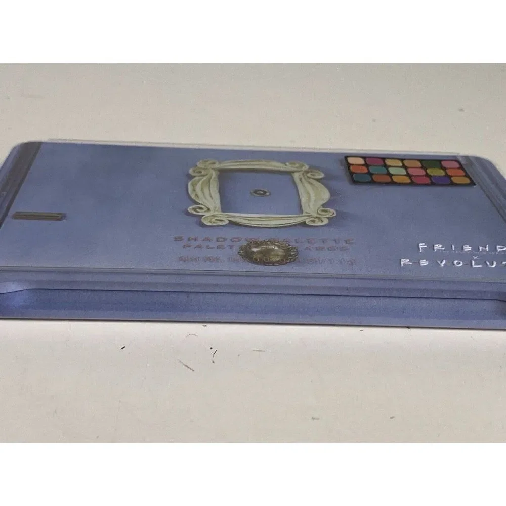 Friends x Revolution 18 EyeShadow Palette Forever Flawless We Were On A Break‎
